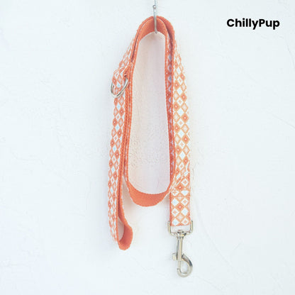 Dog Lead with patterned design on a white background, branded 'ChillyPup'.